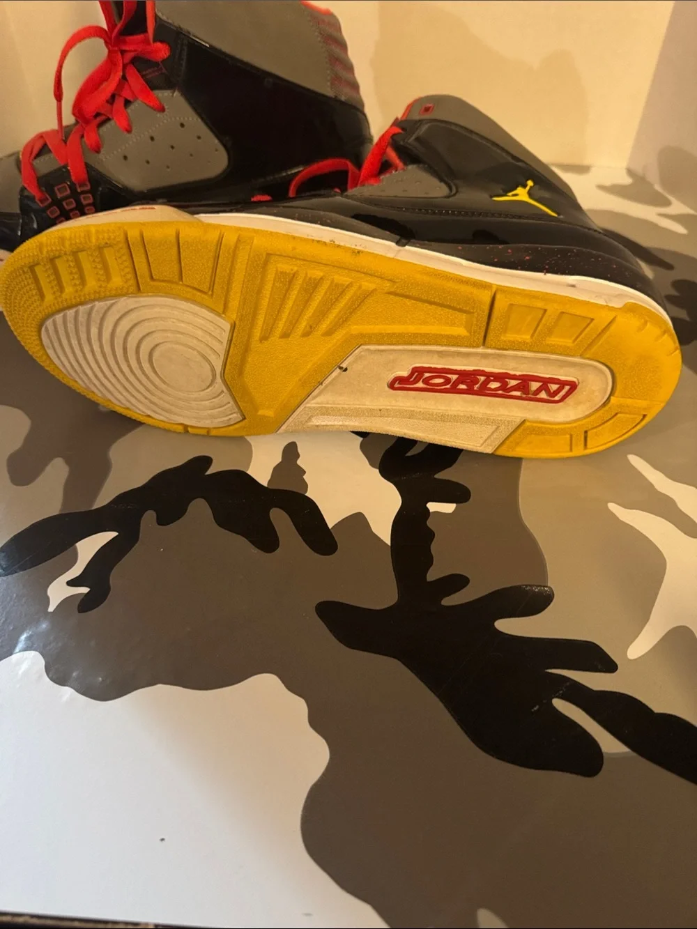 Jordan Men's High-Top Sneakers in Black/Gray/Red/Yellow